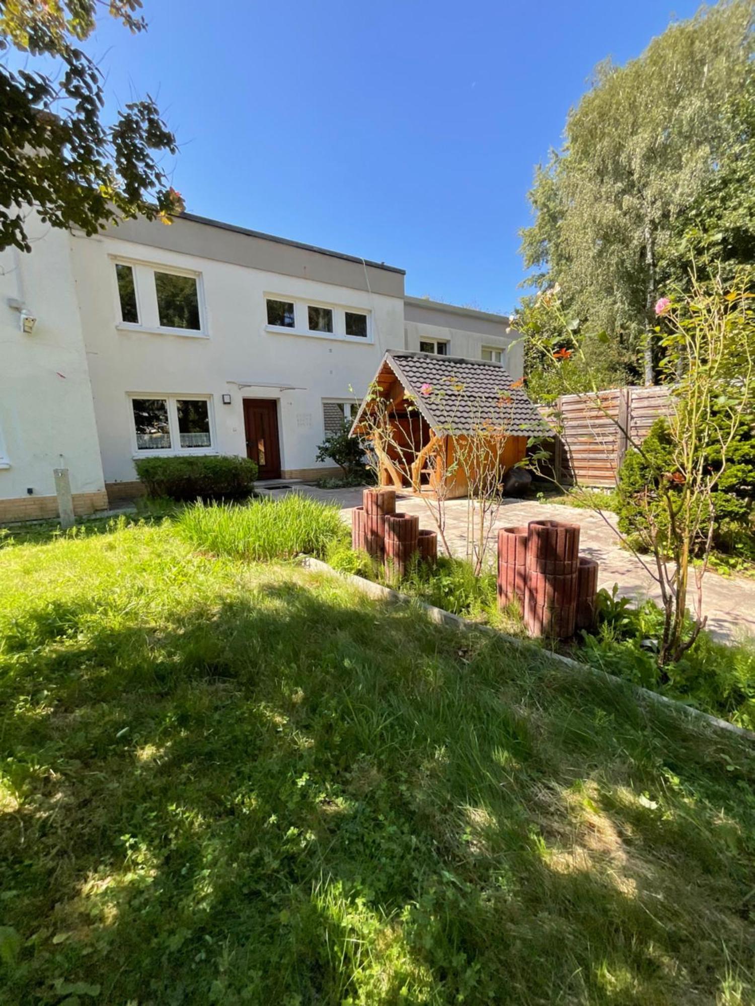 Messe-Apartment, 4 Schlafzimmer, 80 Qm, Garten - 6 Km Zur Messe, Verkehrsguenstig, Ruhig, Parkplaetze Nuremberg Ngoại thất bức ảnh